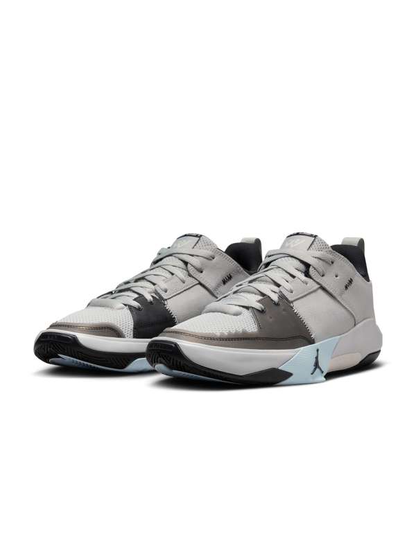 Mens grey jordan shoes shop
