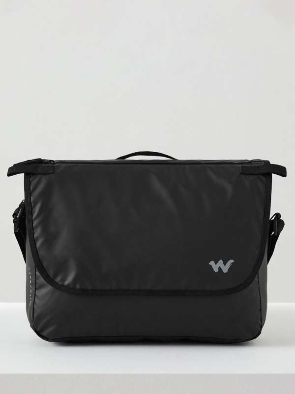 Camera bag wildcraft sales