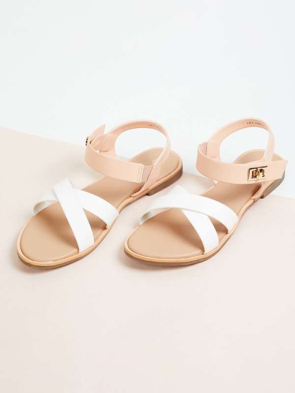 Ladies Sandals Buy Sandals For Women Online At Best Prices Myntra