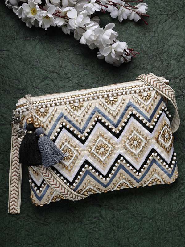 Sling Bags For Women Buy Women Sling Bags Online Myntra
