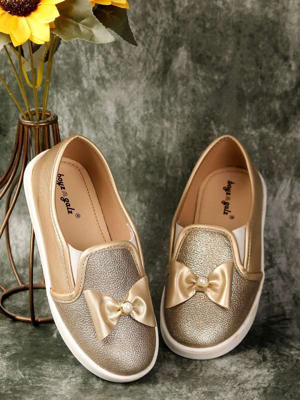 Gold colour shoes online shop