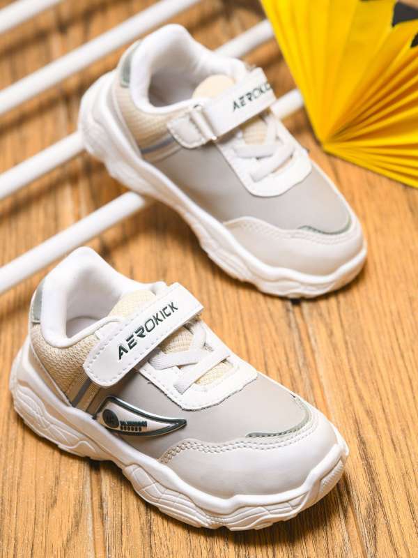 Narrow casual shoes new arrivals