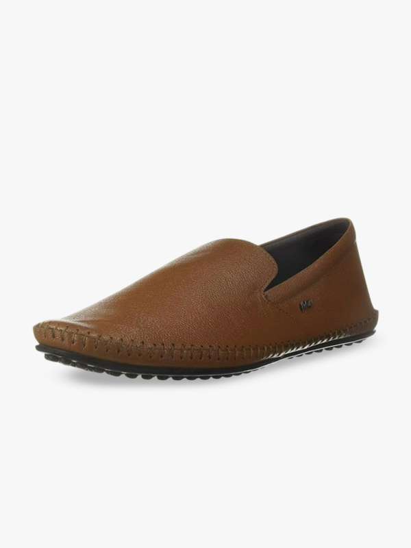 Lee chief shoes sales