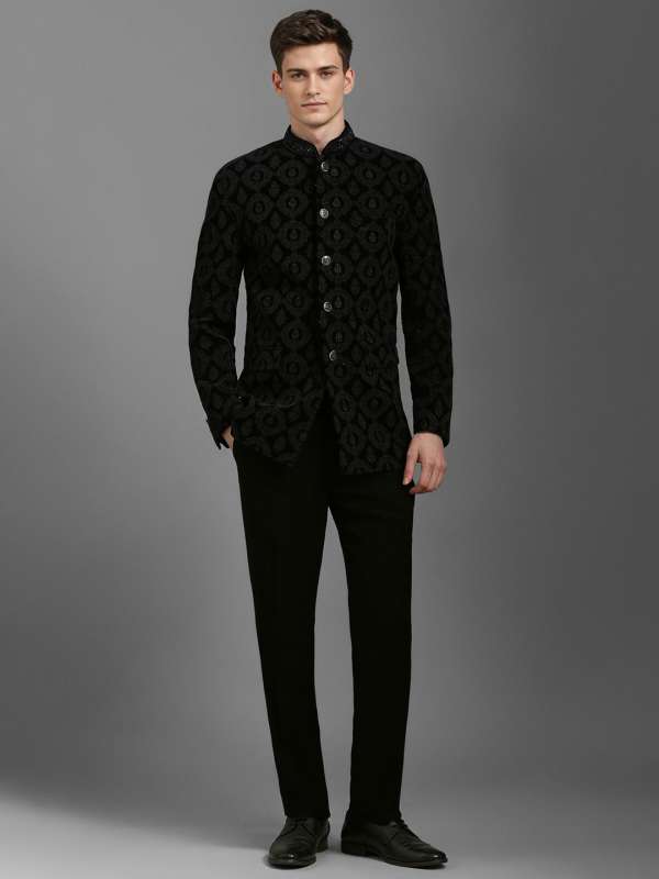 Shop Stylish Louis Philippe Suits for Men for Formal and Special Occasions