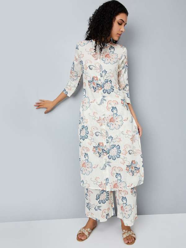 Kurtas in max store