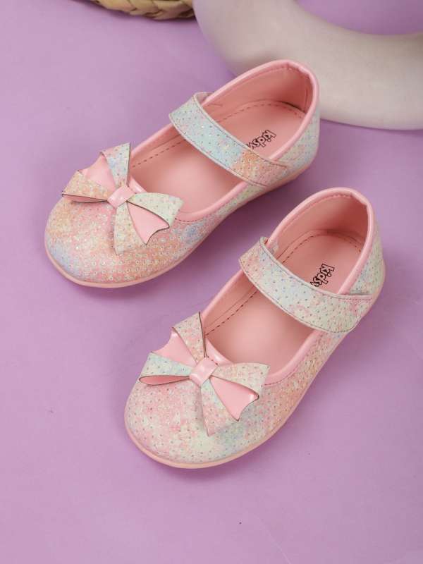 Pink belly shoes top