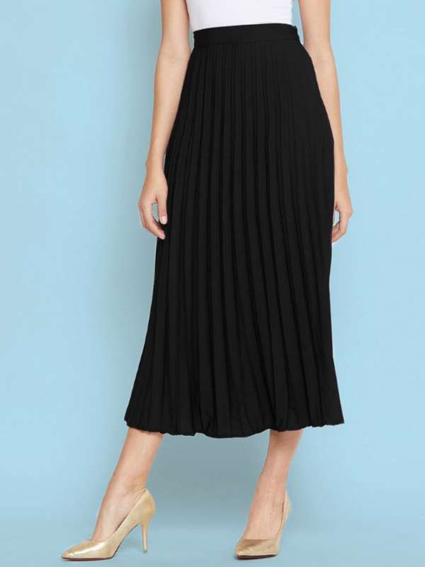 Long pleated skirt online india best sale