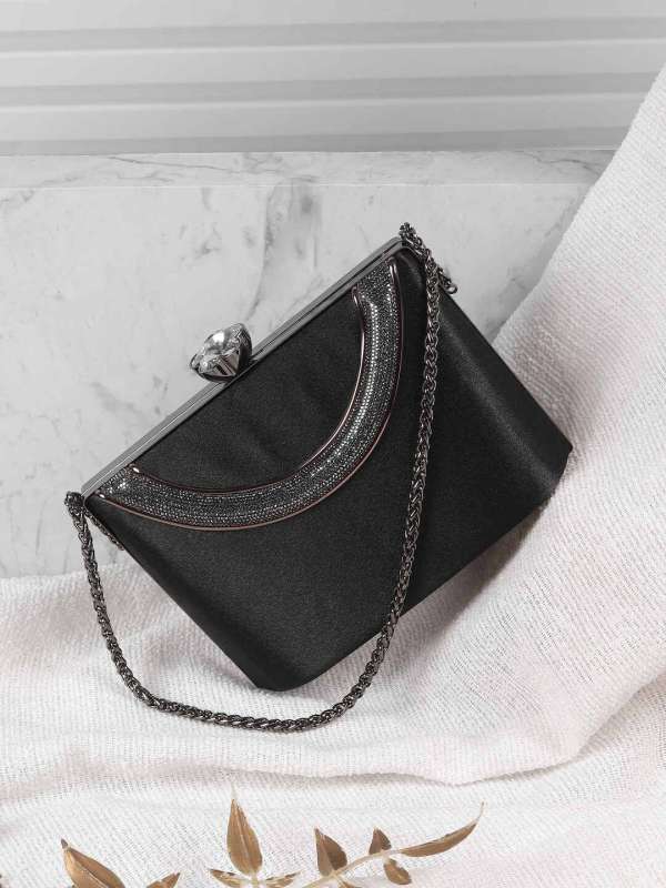 Black Clutches Buy Trendy Black Clutches Online in India Myntra