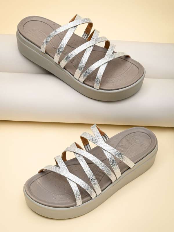 Womens strappy sandals 2025