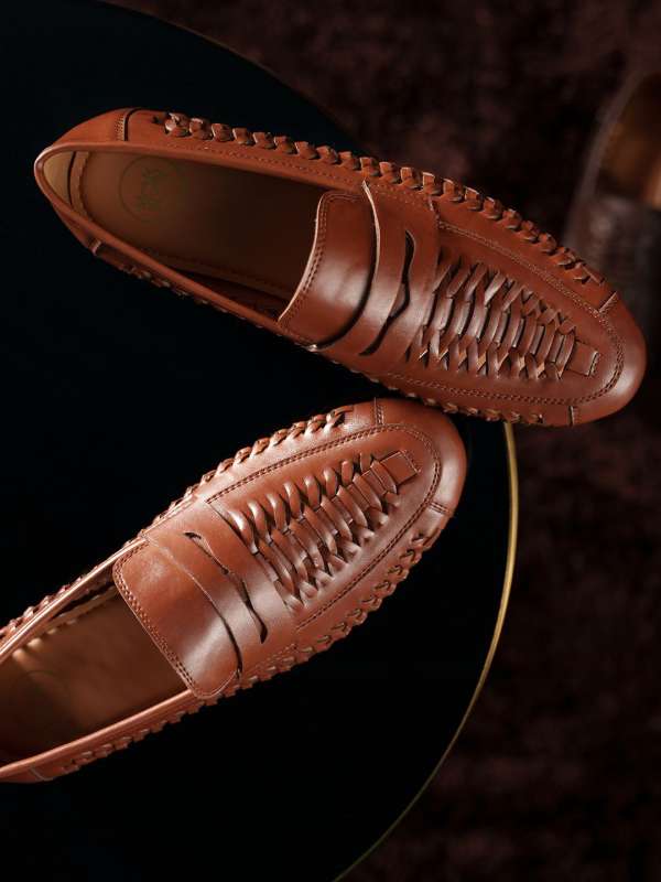 Men Formal Shoes Metro Speedo Rig Knighthood Buy Men Formal Shoes Metro Speedo Rig Knighthood online in India