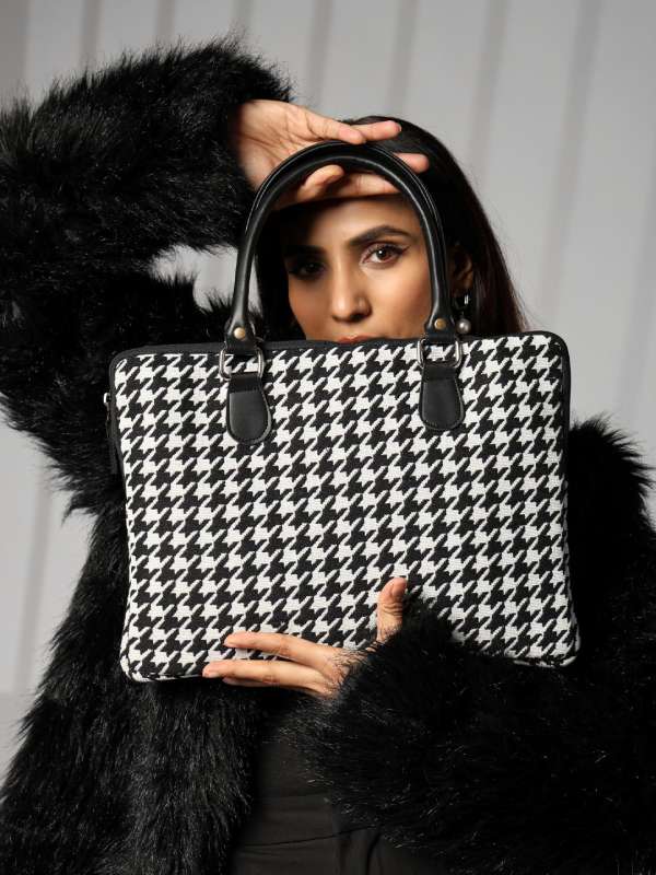 Fabric Bag Buy Trendy Fabric Bags Online in India Myntra