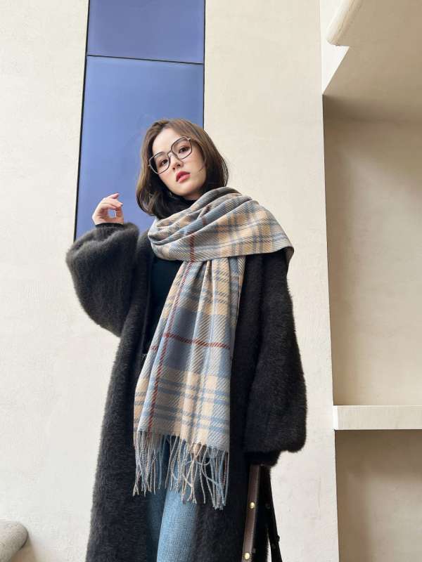 Ritu kumar shawls hotsell
