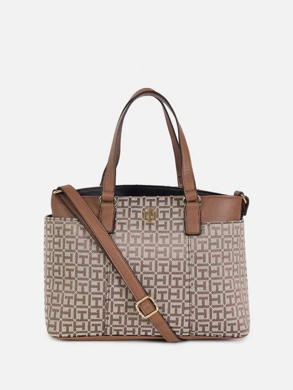 Tommy hilfiger handbags india on sale
