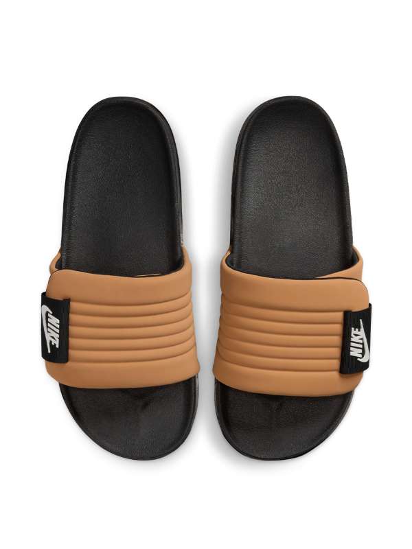 Nike flip flops with socks shop