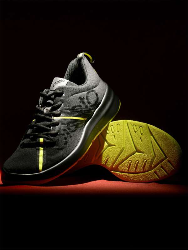 Canvas Sports Shoes Buy Canvas Sports Shoes online in India