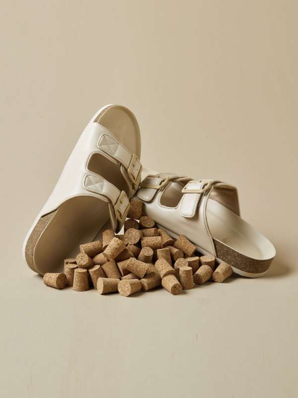 Myntra sandals sale top
