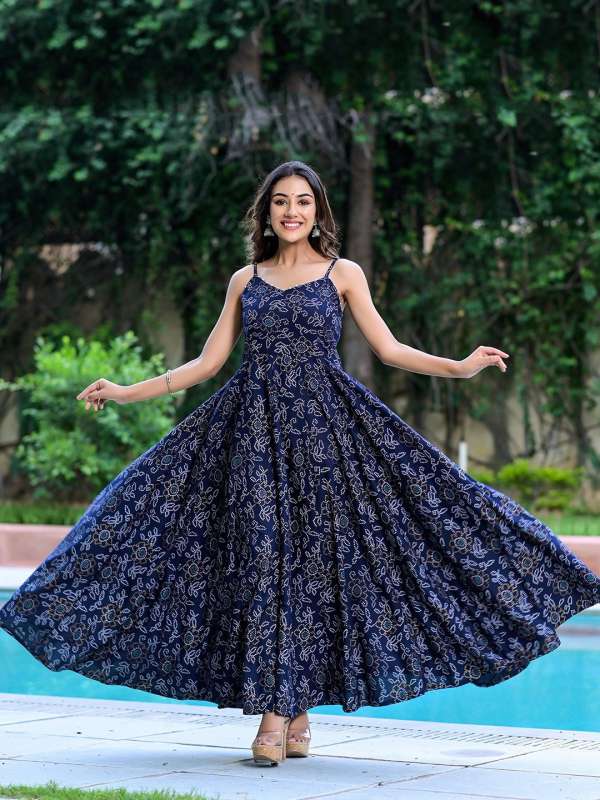 Buy ethnic dresses online clearance