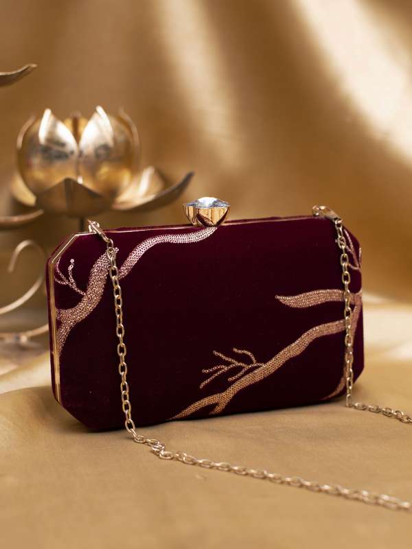 Maroon clutch deals