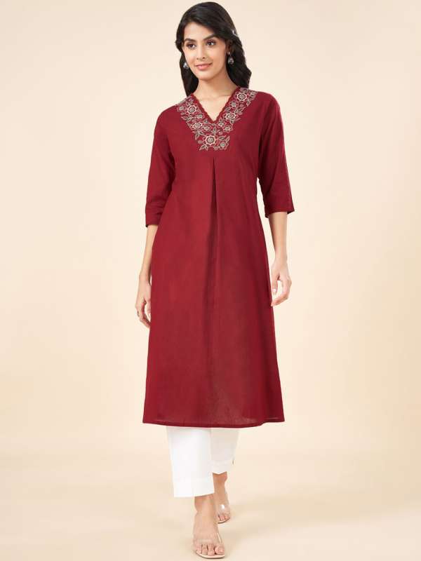 W.rangmanch by pantaloons red embroidered kurta 1441795buy Buy W .rangmanch by pantaloons red embroidered kurta 1441795buy online in India