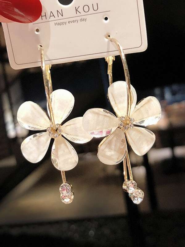 Dressberry earrings on sale