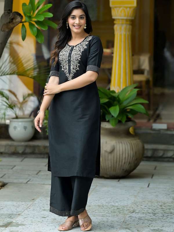 Black Women Kurtas Kurtis Ojjasvi Aks Buy Black Women Kurtas Kurtis Ojjasvi Aks online in India