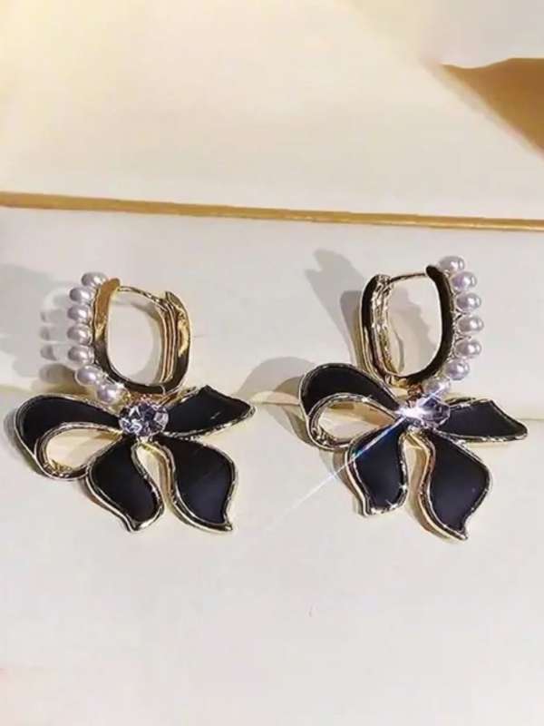 Style Fiesta Black Earrings 849455 Thml Buy Style Fiesta Black Earrings 849455 Thml online in India