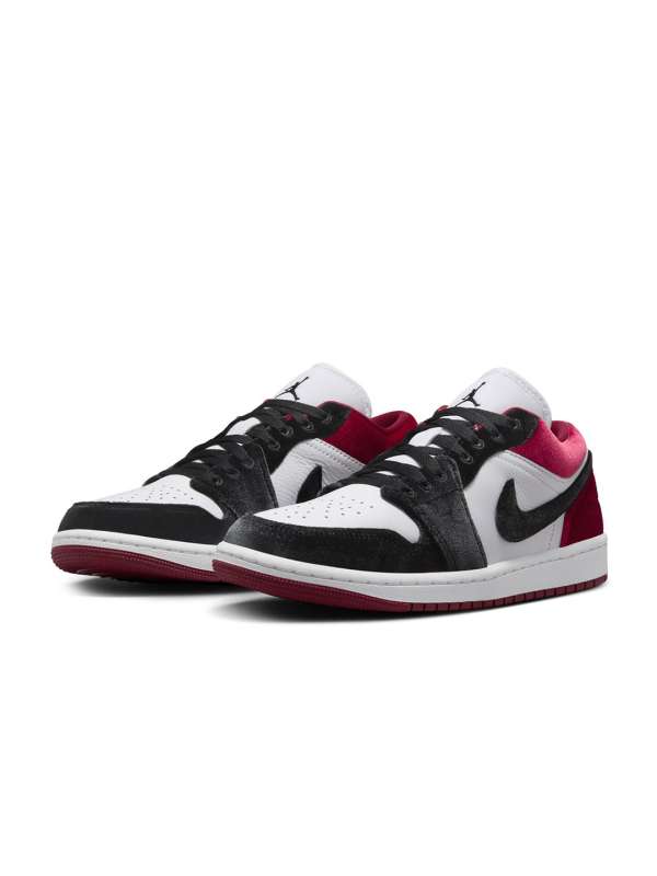 Nike Twilight Mid Se Black Sneakers 133021 Ht Ml Buy Nike Twilight Mid Se Black Sneakers 133021 Ht Ml online in India