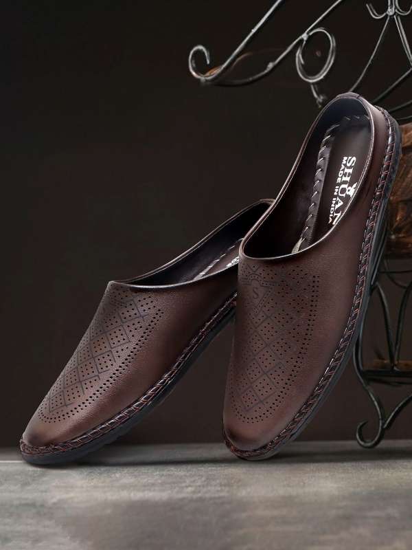 Waterproof chappals online cheap