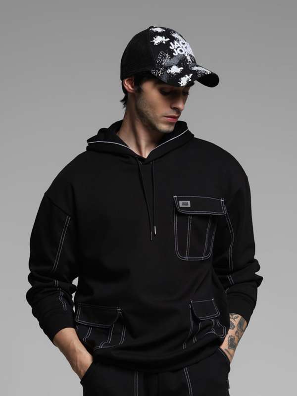 Black hoodie myntra deals