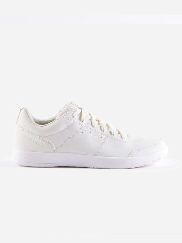 Discounted tennis shoes shop