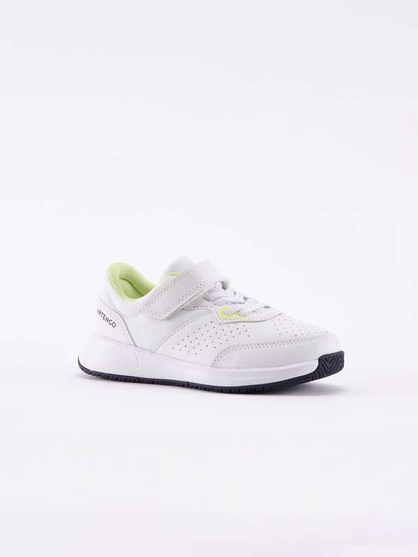 Mufti sports shoes store