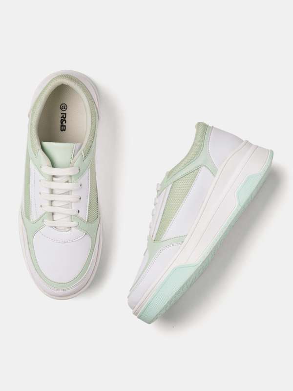 R and b shoes top