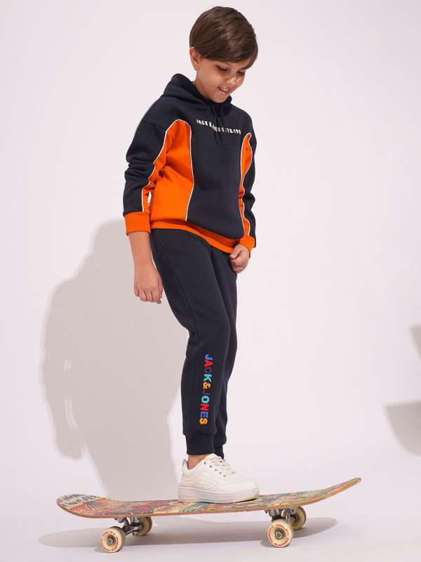 Boys skateboard hoodies outlet