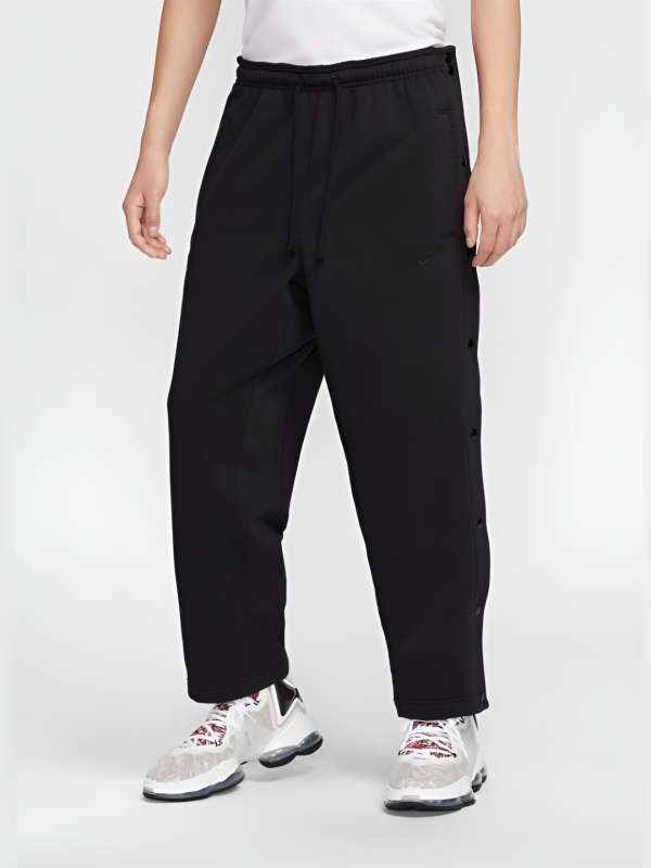 Nike As Therma Sphere Black Track Pants 1687159 Thml Buy Nike As Therma Sphere Black Track Pants 1687159 Thml online in India