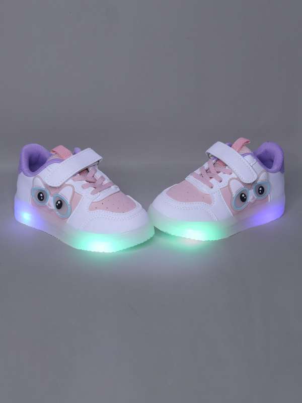 Best shoes on myntra online