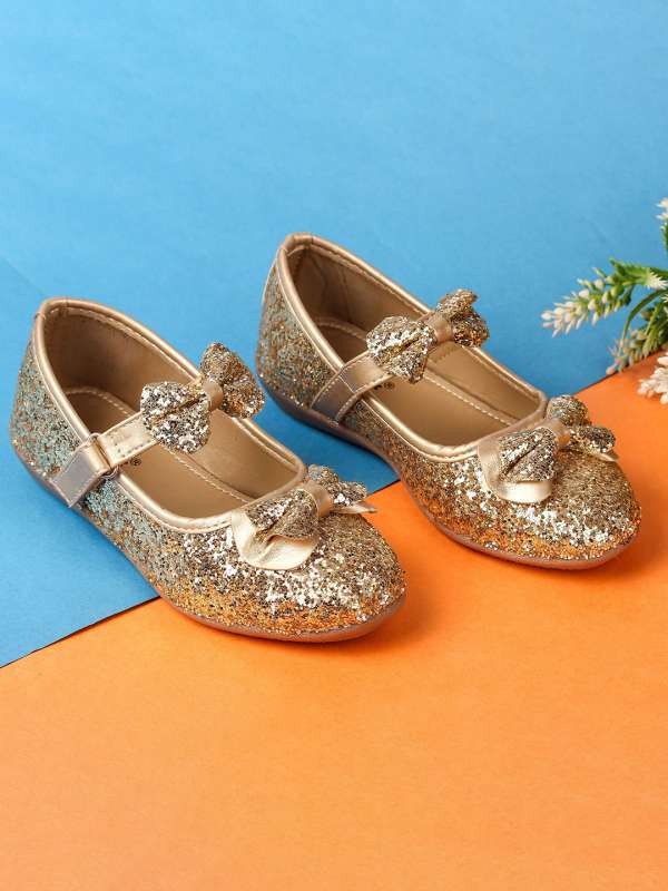 Girls Velcro Shoes Buy Girls Velcro Shoes online in India