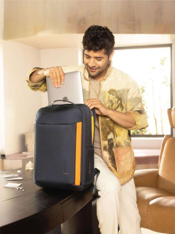 Nike T9 0 Stride Backpacks Jackets Buy Nike T9 0 Stride Backpacks Jackets online in India