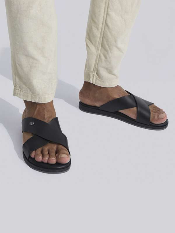Sandals with jeans men 2025