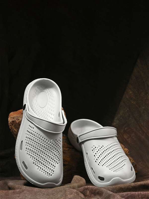 Clogs for men under 5 shop