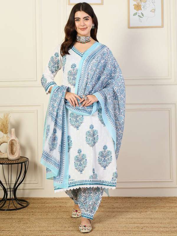 phulkari dupatta and salwar