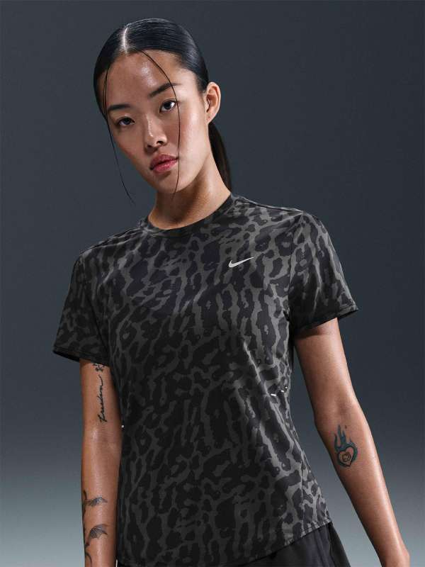 nike women's long sleeve running top