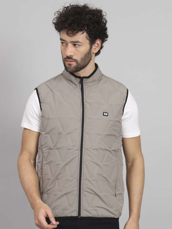 Sleeveless best sale sports jacket
