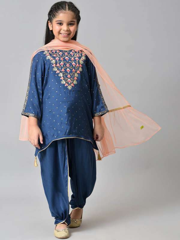 Aurelia Kurtis Patiala Kurtas Set Buy Aurelia Kurtis Patiala Kurtas Set online in India
