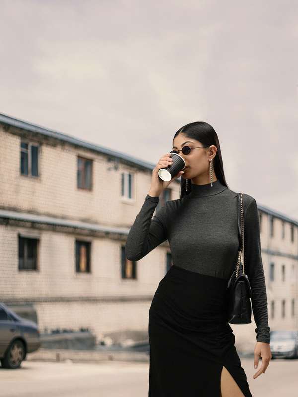Turtle Neck Tshirts For Women - Buy Turtle Neck Tshirts For Women online in  India