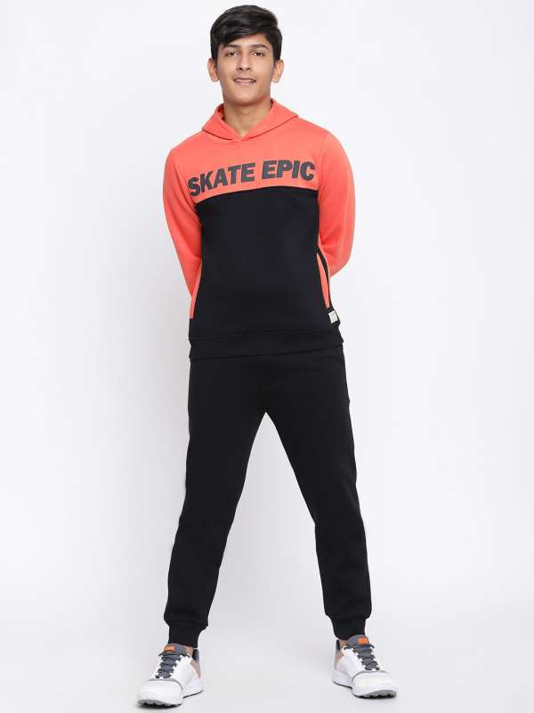 Nike on sale tracksuit myntra