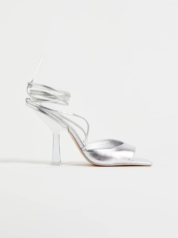 ESSEN Metallic Leather Sandals in Silver Womens Shoes Heels Sandal heels White 