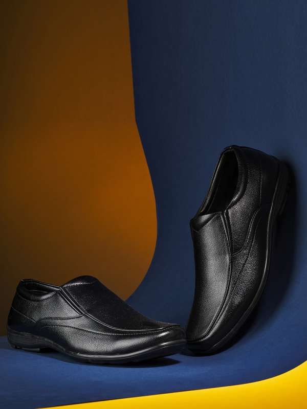 Duke textured slip on outlet sneakers