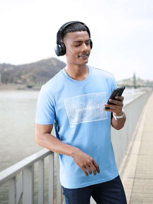 Levis hotsell headphones offer