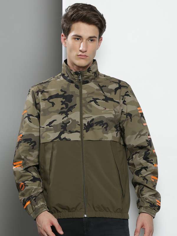 Tommy hilfiger camo hotsell jacket