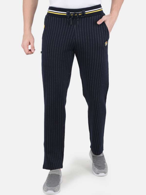 Buy Men Black Regular Fit Solid Trousers online  Looksgudin